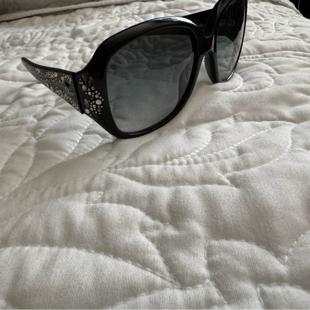 Dior Minuit sunglasses